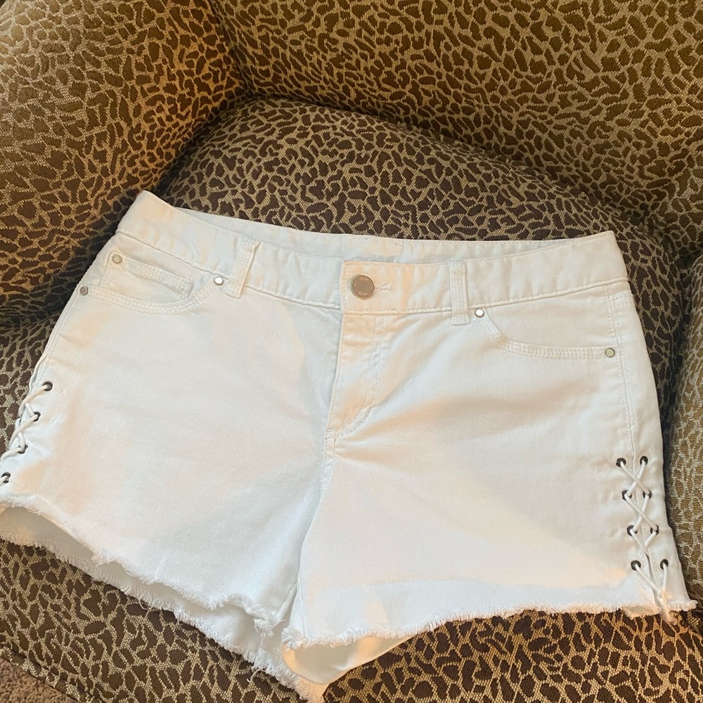 Cache White Jean Shorts with Distressed Hem and Lace-Up Sides